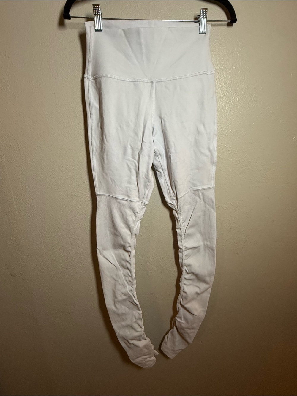 ALO Yoga White High-Rise Stretch Leggings